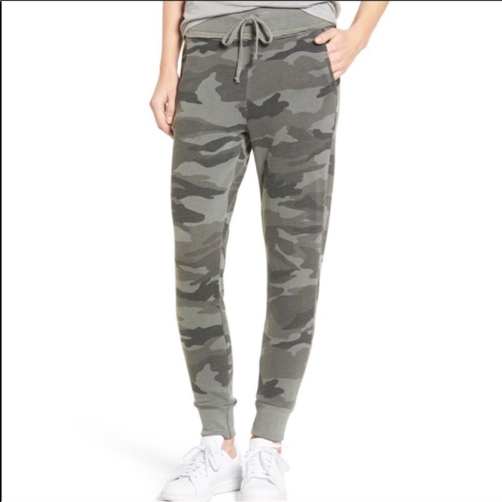 Splendid Camo Joggers
